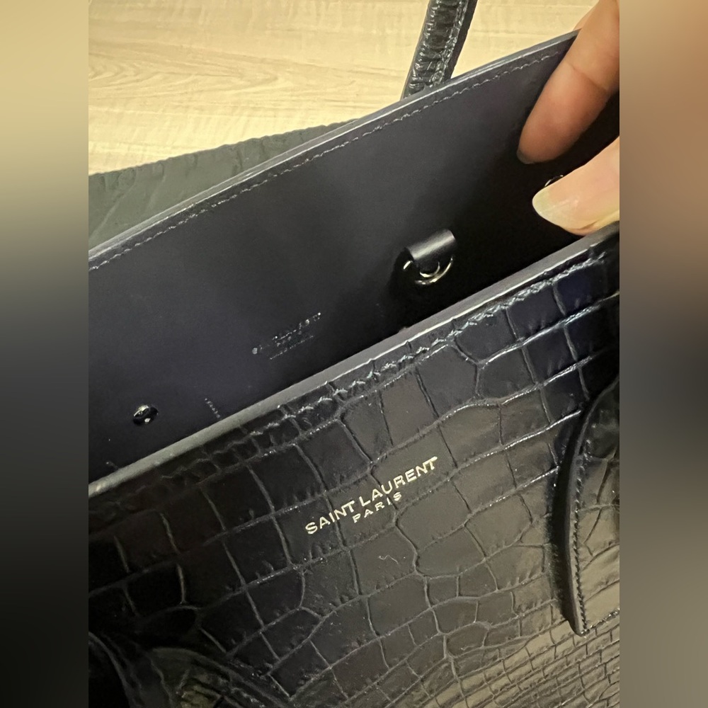 Saint Laurent Sac de Jour in Crocodile-Embossed Leather - Small - Picture 7 of 7